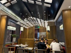 -闫府私房菜(恒隆店)