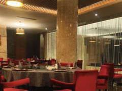 -粤尚腾香居中餐厅(首都机场希尔顿店)