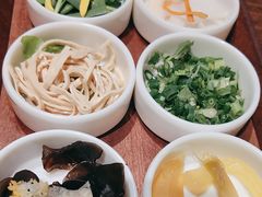 -良米山·云南野生菌过桥米线(上海首店)