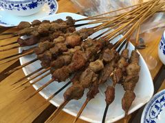 -一品江湖烧烤餐厅