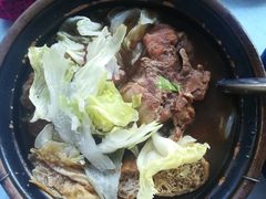 -直落玻璃（瓦煲）肉骨茶