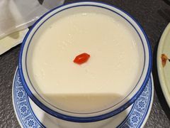 -蝴蝶里·粤菜·点心(滨江龙湖店)