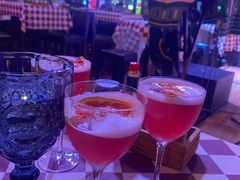 -鲨鱼美式餐厅酒吧Sharky