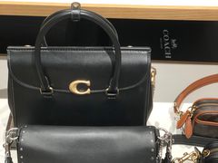 -COACH蔻驰(华润万象城店)