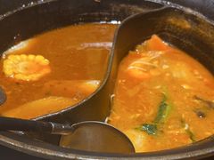 -呷哺呷哺(普陀乐购真北店)