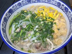 -维笙望湖·天膳源蒙自过桥米线