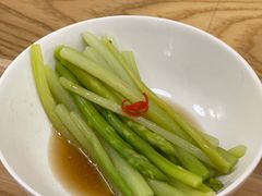 白灼芦笋-江小鲀河豚馄饨(日月光店)