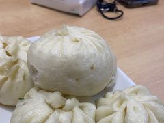 -李与白包子铺(桐梓林店)