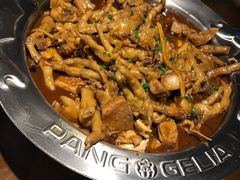 鸡爪-胖哥俩肉蟹煲(福州仓山爱琴海店)