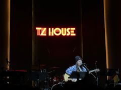 -TZ House音乐现场(来福士中心店)
