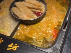 -老牌坊云南鱼豆花火锅(哈西万达店)