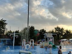 -欢乐水魔方水世界