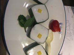 -美奈小馆·越南料理(中航城君尚购物中心店)