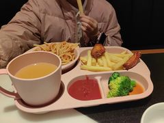 -港丽餐厅(天河城店)