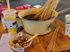 -拈签一笑黄牛肉辣卤串串