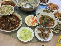 -天乐农家鱼头王(天目湖店)