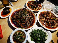 -江湖黑大兔(杨家坪店)