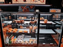 面包甜点陈列柜-星巴克臻选(北京富力家园店)