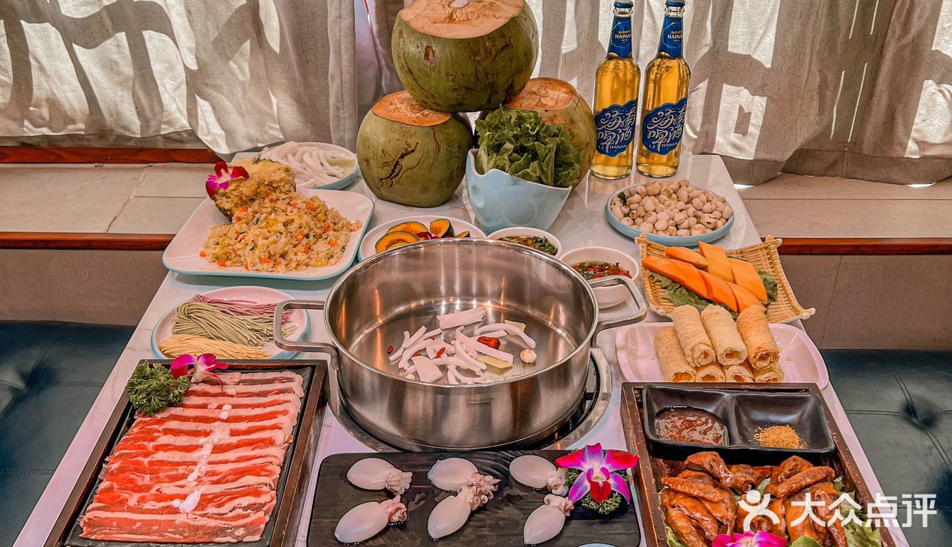三亚美食第一站❗️央视实名推荐的椰子鸡火锅