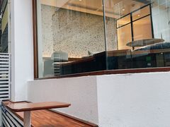 -Line 咖啡(石厦花园店)