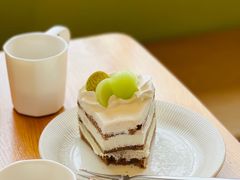 蜜瓜椰冻咖啡戚风蛋糕-三花屋 Mihhanaya