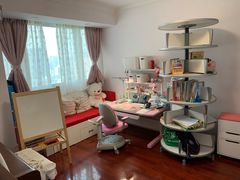 -moll学习桌椅(上海久光百货店)