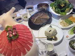 -德天肥牛海鲜火锅(城西银泰店)