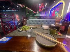 -路边边地标烧烤·川菜·小龙虾·音乐酒馆(良乡长虹店)
