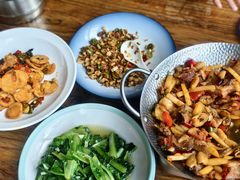 -老唐三下锅 ·张家界地标美食(溪布街店)