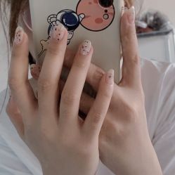 -禾壹净·尤美子皮肤管理美甲美睫