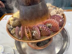 -一口猪海鲜浑锅·东北家常菜