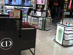 -中免(澳门机场免税店)