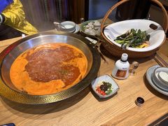 -野山舂·贵州现舂酸汤牛肉(东山店)