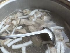 -喃喃椰·糟粕醋·椰子鸡火锅(七堡花园店)
