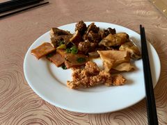 -仁爱团泊湖温泉中心