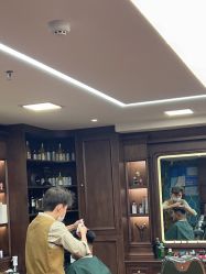 -贝勒爷专业男发