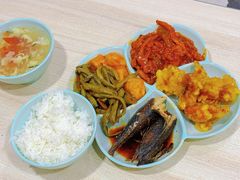 -晓宇盒饭(民安街店)