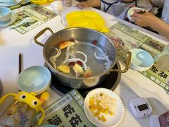 -老何家后安粉·糟粕醋海鲜火锅(三亚湾椰梦长廊店)