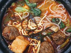 牛肉丸子米线-清真·穆萨砂锅(大皮院店)