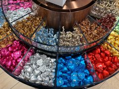 -Laderach 莱德拉(上海环贸iapm店)