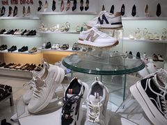 -云柏鞋业(十里堡店)