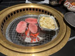 -山川小町·极番烧肉(新地假日广场店)