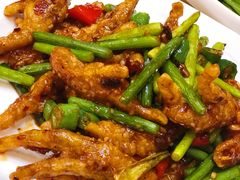 蒜台大鸡爪-令狐冲烤鱼·烧菜馆(达明店)