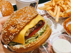 -The Habit Burger Grill 哈比特汉堡(爱琴海店)