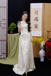 -桃子造型婚纱礼服(凤起广场店)