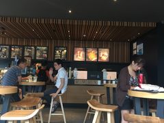 大堂-星巴克(美丽华花园店)