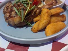 -鲨鱼美式餐厅酒吧Sharky