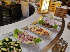 自助取餐区-青岛金沙滩希尔顿酒店·自助餐厅