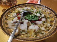 老坛酸菜鱼-百年恒益烧腊海鲜酒家·非遗传承(广州黄埔店)
