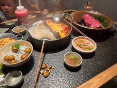 -三出山火锅(南京万象天地店)
